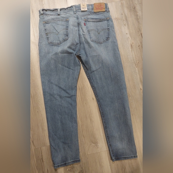 New levis jeans for men size 38×30 - Picture 3 of 10
